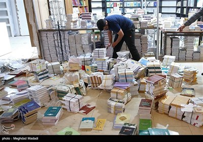 معرض طهران الدولي للكتاب في نسخته الثالثة والثلاثين