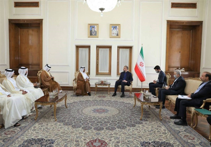 Iran Urges Implementation of Deals with Qatar