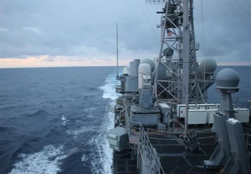 US, Canadian Warships Sail through Taiwan Strait