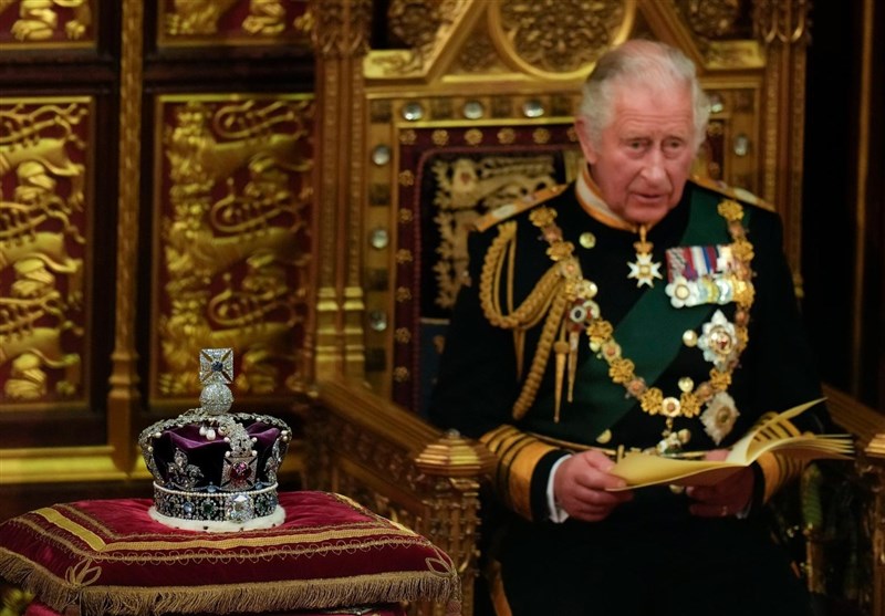 شاهزاده چارلز برای اولین بار دوره جدید قانونگذاری در انگلیس را افتتاح کرد