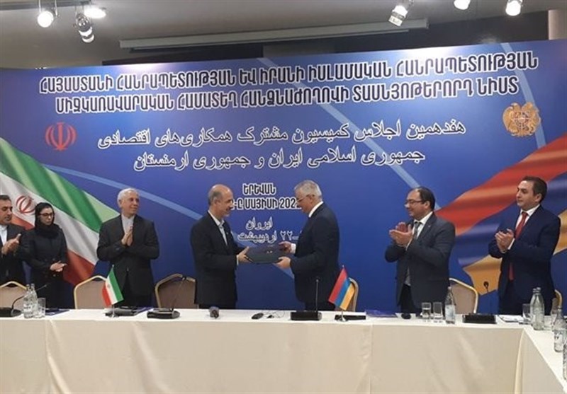 توافق ایران و ارمنستان برای تخلیه آلودگی‌ها از رودخانه ارس / تفاهم نامه همکاری اقتصادی بین دو کشور امضا شد