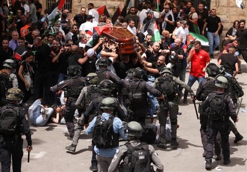 Video Shows Israeli Police Suppressing Funeral Procession of Shireen Abu Akleh