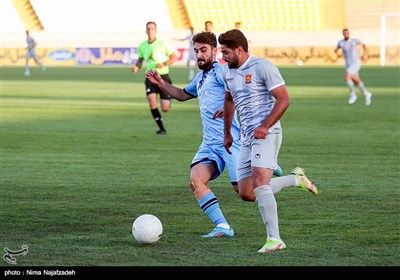 دیدار تیم های فوتبال شهر خودرو مشهد و پیکان تهران