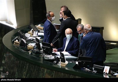 محمد باقر قالیباف در صحن علنی مجلس شورای اسلامی، یکشنبه 25 اردیبهشت