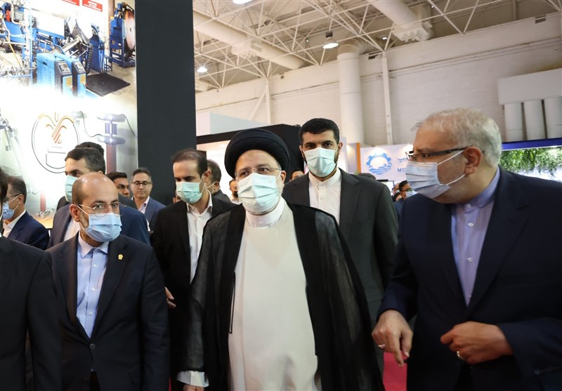 President Urges Rise in Iran Oil Industry Exports