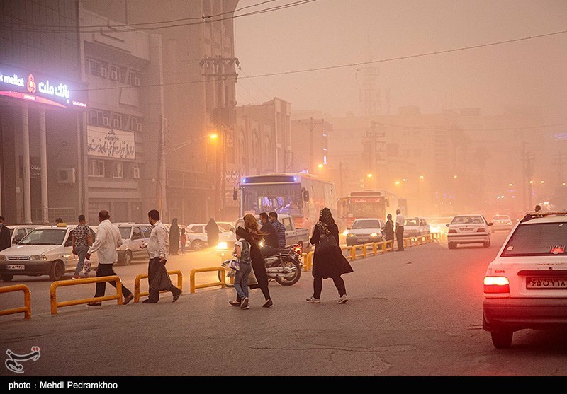 گرد و غبار تا فردا مهمان ناخوانده استان اصفهان است