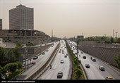 وضعیت هوای تهران 1402/09/19؛ تدوام هوای ناسالم برای گروه‌های حساس