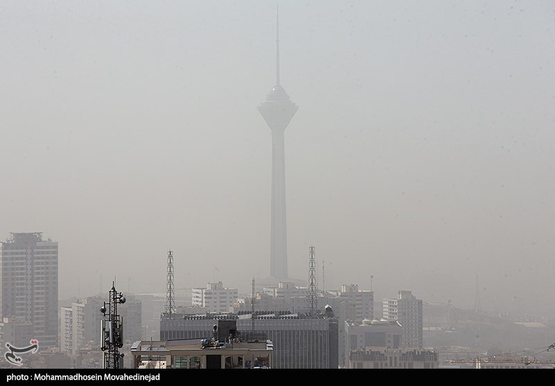 ادامه روند افزایش آلاینده‌های هوای تهران/ چه کسی نگران آلودگی هواست؟
