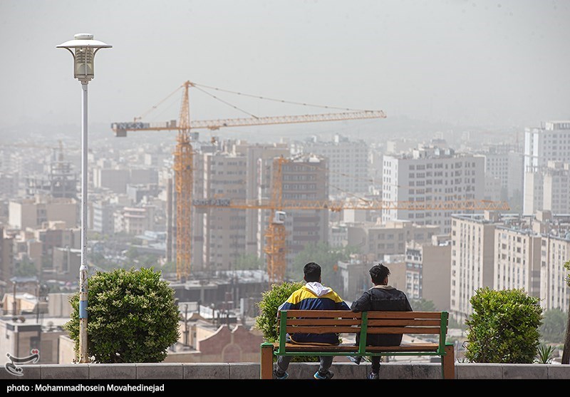 تنفس هوای &quot;ناسالم&quot; در شهر تهران