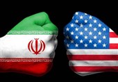 Moskova&apos;da &quot;ABD Her Zaman Küçüktür, İran Her Zaman Büyük&quot; Yazıları Gösterildi