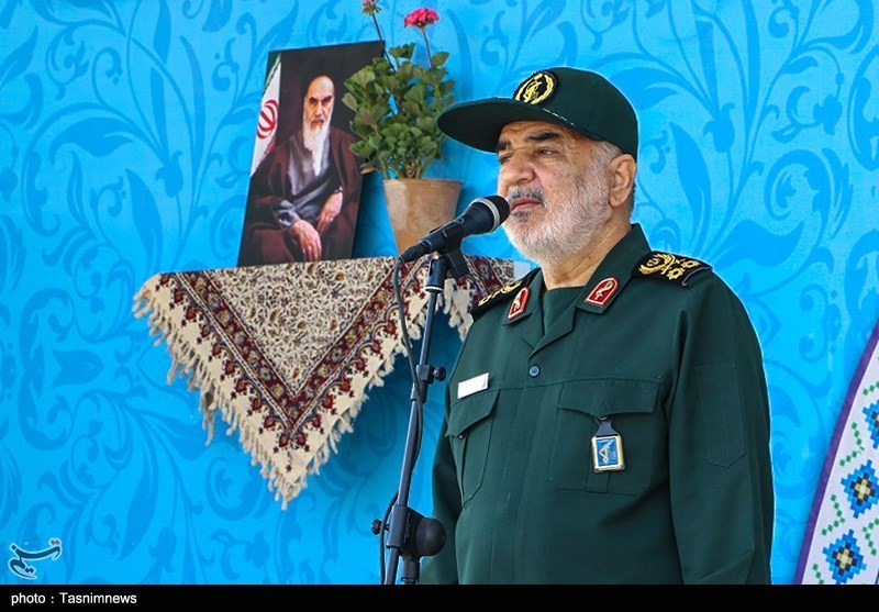 سرلشکر سلامی: قدرت پهپادی و موشکی ایران ‌برای دشمن قابل تصور نیست/ برای مقابله سخت با دشمن آماده هستیم