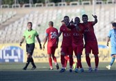 لیگ برتر فوتبال| فولاد با غلبه بر پیکان به رختکن رفت