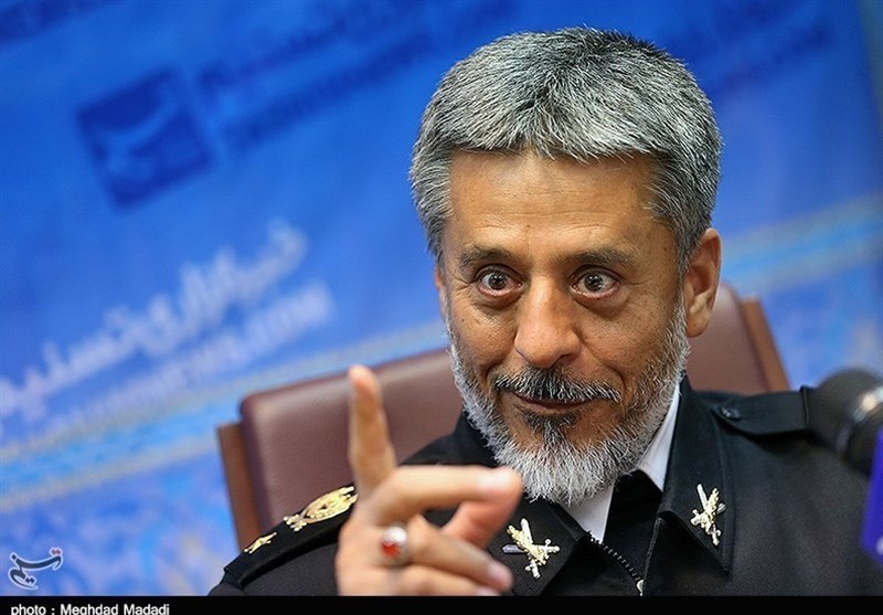 دریادار سیاری: کوچک‌ترین تهدید علیه ایران را در بالاترین حد پاسخ می‌دهیم/ تقویت قدرت بازدارندگی نیروهای مسلح