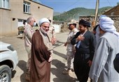 بازدید میدانی نماینده ولی‌فقیه در استان کردستان از روستاهای مرزی &quot;خشکلان و ساوجی&quot;؛ مشکلات مرزنشینان بررسی شد