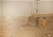 طوفان‌های گردوخاک سیستان بیش از 1000 نفر راهی مراکز درمانی کرد
