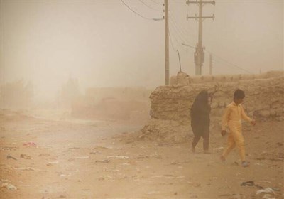 روستاهای مرزی سیستان در محاصره «ریزگردها»/ روایت مردم از مصائب بادهای ‌120 روزه‌ + فیلم