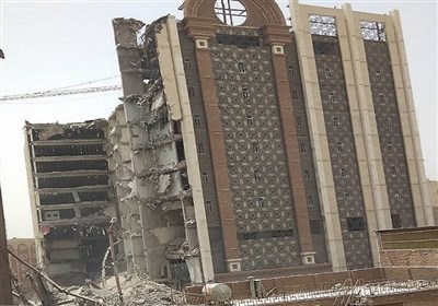 ریزش ساختمان 10 طبقه ‌در آبادان| دستور وزیر کشور برای نجات سریع محبوسین/ ‌بازداشت پیمانکار و مالک ساختمان/ فوت 4 نفر و مصدومیت 25 نفر‌ + فیلم و تصاویر