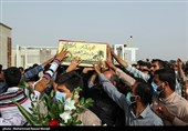 آیین تشییع و تدفین پیکر مطهر شهید گمنام در بندرعباس برگزار شد