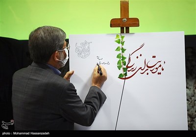 کارگردان مستند "مأموریت برای زندگی": 500 ساعت تصویر آرشیوی را دیدیم/ خط مقدم کمتر دیده شده در جبهه