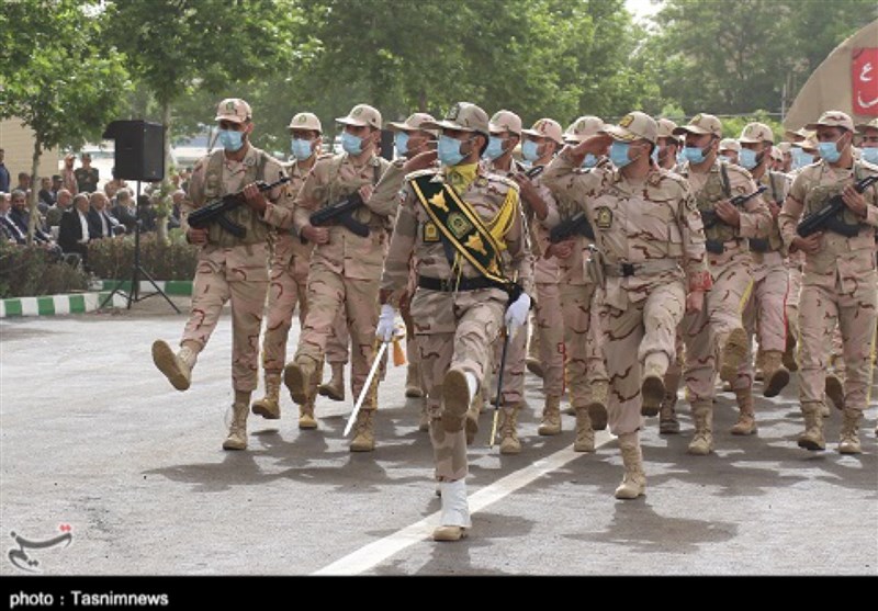 رژه نیروهای مسلح به صورت یگانی و خودرویی در کرمانشاه برگزار می‌شود