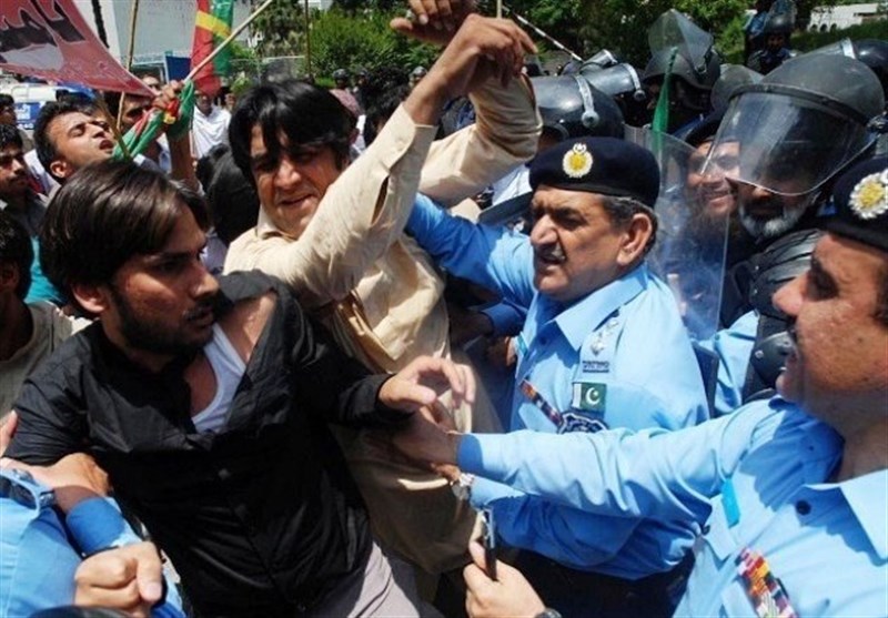 هدف حزب نخست وزیر سابق پاکستان از تظاهرات گسترده در اسلام‌آباد