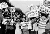 ولنتاین میگیریم ولی سوم خرداد را فراموش میکنیم!