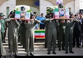 تشییع پیکر شهدای سانحه سقوط هواپیمای آموزشی در اصفهان
