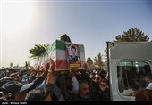تشییع پیکر شهدای سانحه سقوط هواپیمای آموزشی در اصفهان