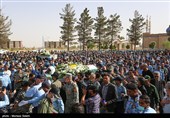 تشییع پیکر شهدای سانحه سقوط هواپیمای آموزشی در اصفهان