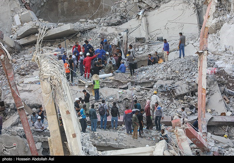 تعداد فوتی‌های حادثه متروپل در آبادان به 22 نفر رسید