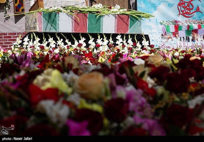 پیکر 3 شهید دفاع مقدس به شیراز بازگشت