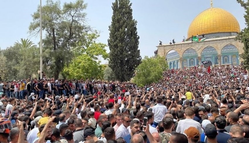 حضور 50 هزار فلسطینی در نمازجمعه مسجدالاقصی