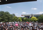 تظاهرات در تگزاس در اعتراض به آزادی حمل سلاح در آمریکا