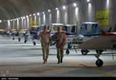 بازدید رییس ستاد کل نیروهای مسلح و فرمانده کل ارتش جمهوری اسلامی ایران از پایگاه پهپادی