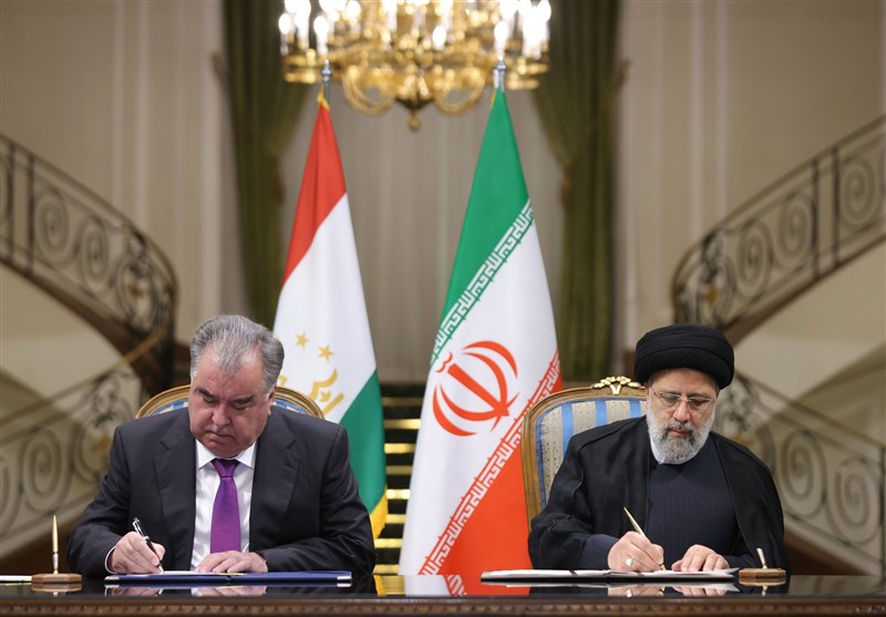 Iran, Tajikistan Sign 17 Agreements