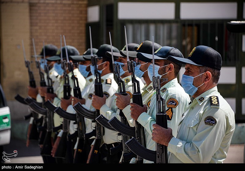 وجود بیش از 50 هزار پلیس افتخاری در بدنه فراجا