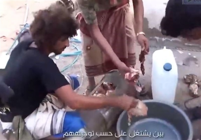 Yemenis Use Rocket System to Deliver Food to Blockaded Areas (+Video)