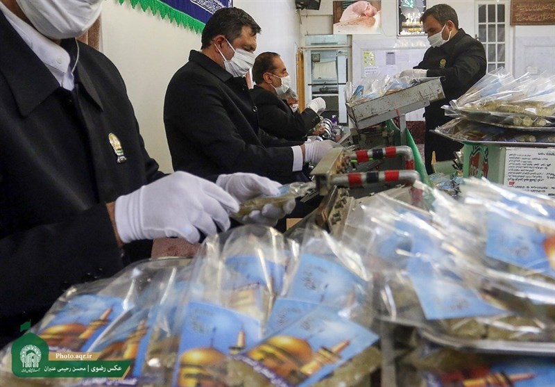 600 هزار وعده غذا و بسته متبرک دهه کرامت در مشهد مقدس توزیع می‌شود