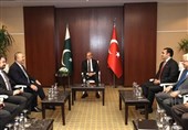 نخست وزیر پاکستان وارد ترکیه شد