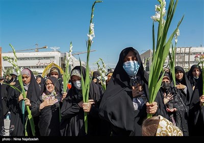 گلباران حرم مطهر رضوی