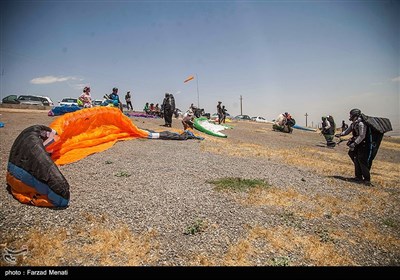 مسابقات پاراگلایدر جام شهید چمران در کرمانشاه