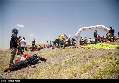 مسابقات پاراگلایدر جام شهید چمران در کرمانشاه