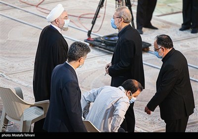 ورود علی لاریجانی به مراسم بزرگداشت سی و سومین سالگرد ارتحال امام خمینی(ره)