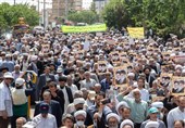 راهپیمایی مردم شهر خون و قیام در گرامیداشت حماسه 15 خرداد/ قمی‌ها فیلم &quot;عنکبوت مقدس&quot; را محکوم کردند + تصاویر