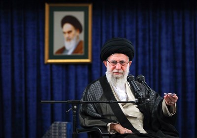  امام خامنه‌ای: مسئله حجاب باید متین و منطقی تبیین شود/ خطبای جمعه مفاهیم انقلابی را متناسب با نیاز روز بازتولید کنند 