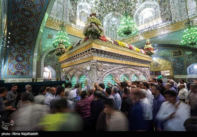 ایران غرق در جشن و شادی شمس‌الشموس / گزارش خبرنگاران تسنیم از جشن میلاد امام‌رضا(ع) در استان‌ها + فیلم