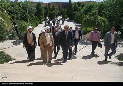 سفر وزیر فرهنگ عراق به قم