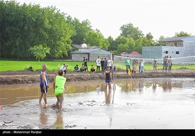 اولین جشنواره ورزشهای شالیزاری در آستانه اشرفیه