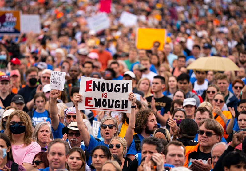 برگزاری تظاهرات گسترده سراسری در آمریکا علیه خشونت سلاح