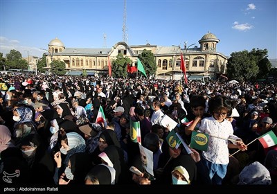 گردهمائی سلام فرمانده در میدان امام خمینی(ره) همدان